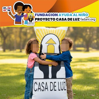 “Alimentamos cuerpos, pero también corazones” Voluntarios entregando útiles escolares a pequeños estudiantes.