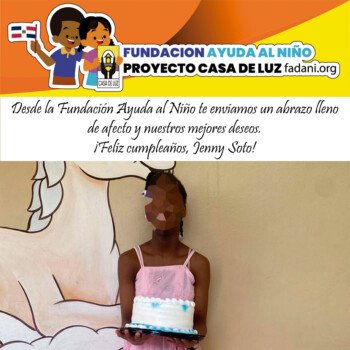 Un momento de alegría en nuestras jornadas solidarias. ¡Feliz cumpleaños, Jenny!